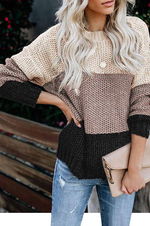 Effortlessly Elegant Sweater with a Timeless Design