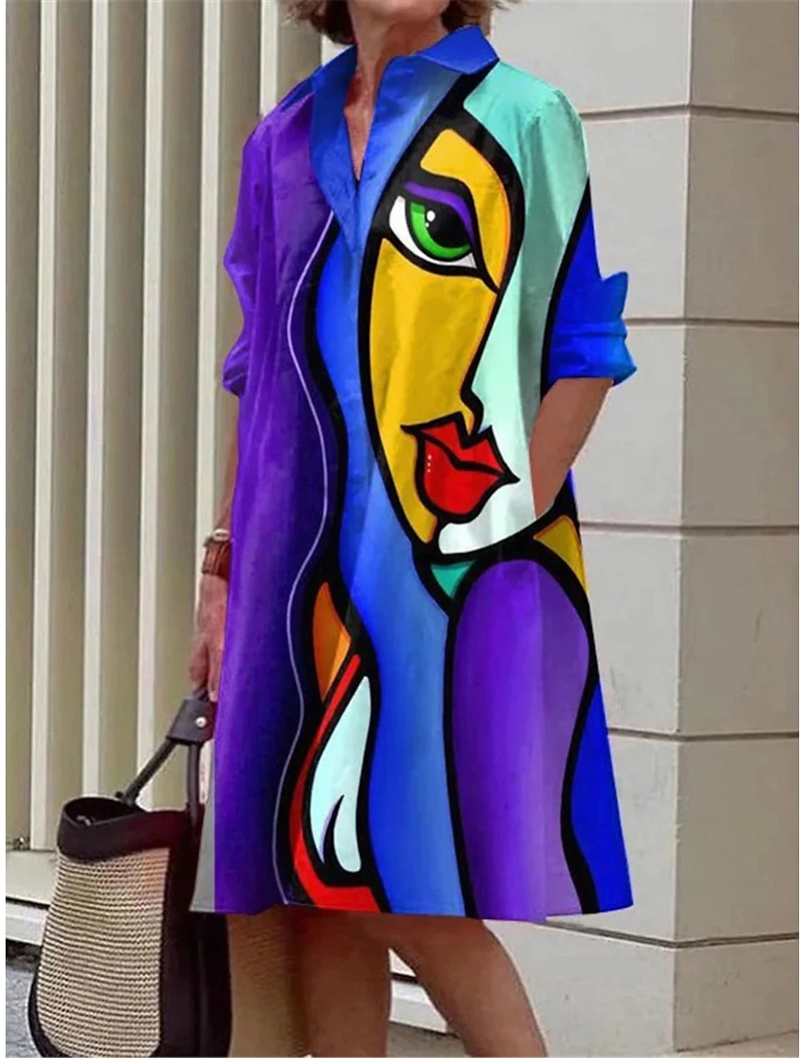 Beautifully Crafted Dress in a Classic Style