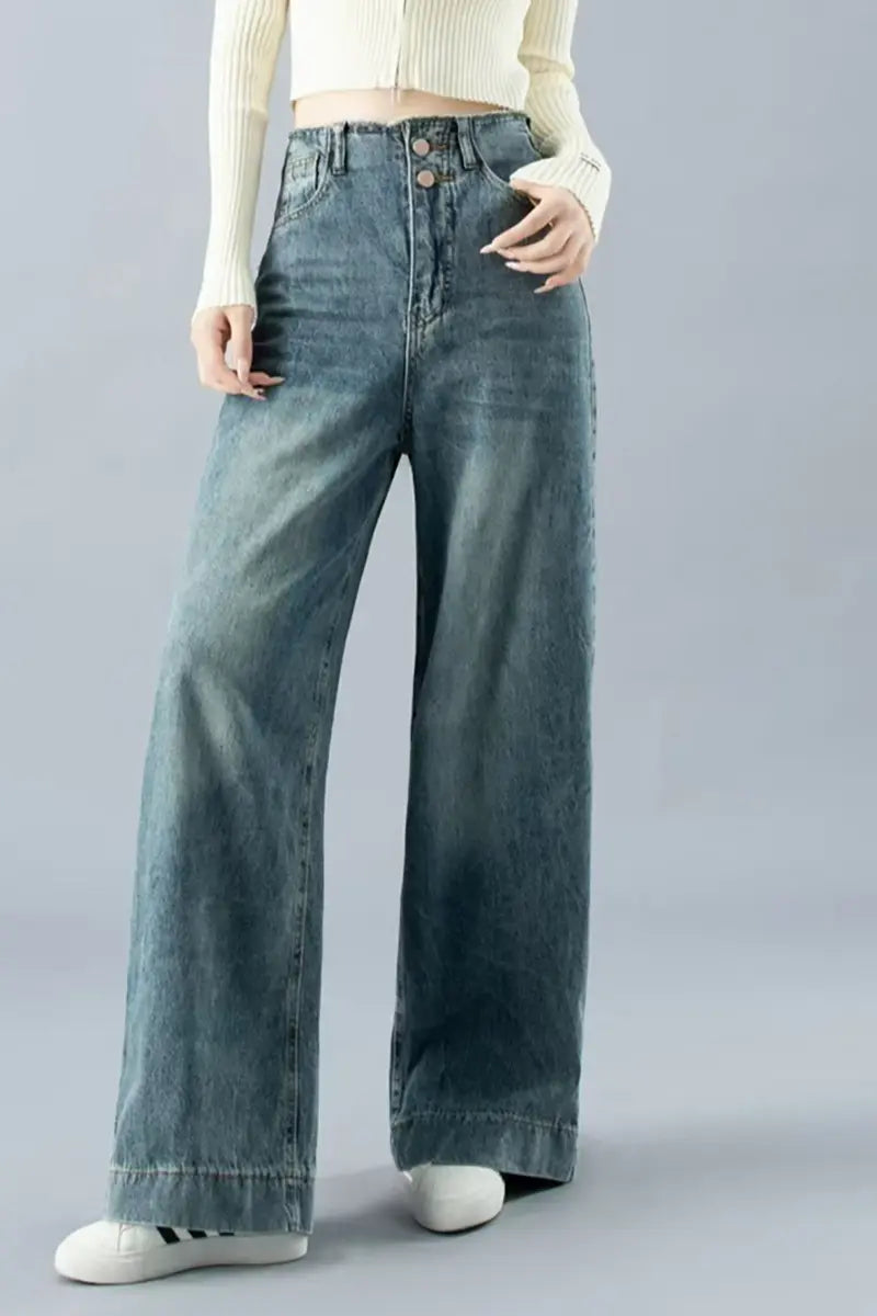 Polished Garment with an Effortless Classic Look