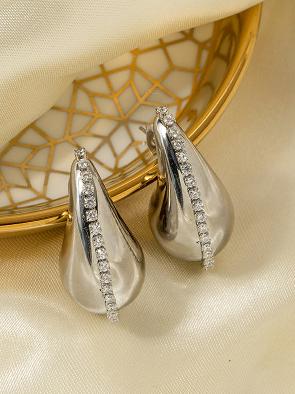 Effortlessly Elegant Garment with a Timeless Design