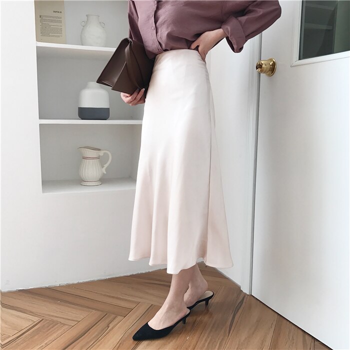 Classic Vintage Garment with a Flattering Fit