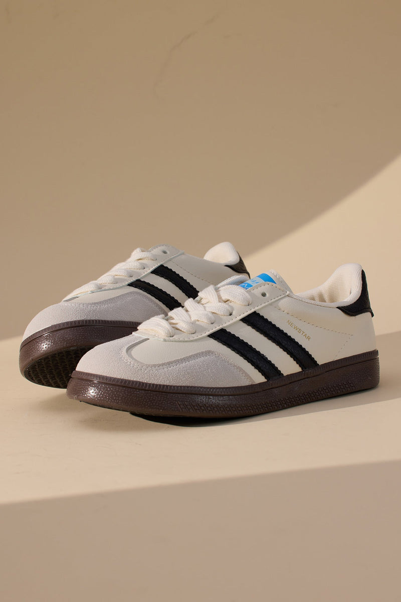 Well Tailored Sneakers with a Graceful Silhouette
