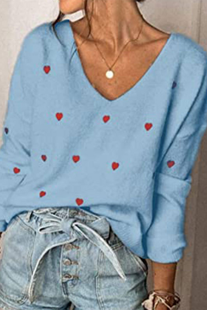 Effortlessly Elegant Sweater with a Timeless Design