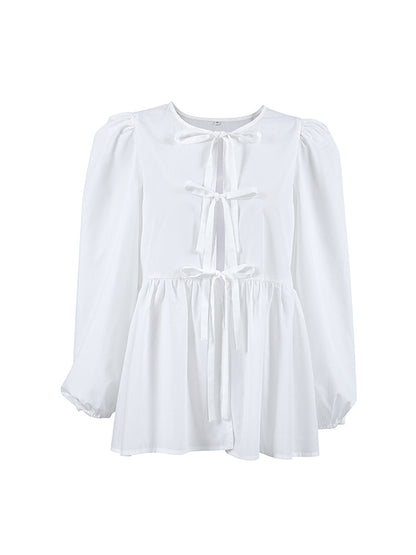 Sophisticated Blouse with a Clean Classic Look