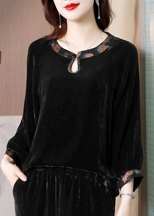 Well Tailored Shirt with a Graceful Silhouette