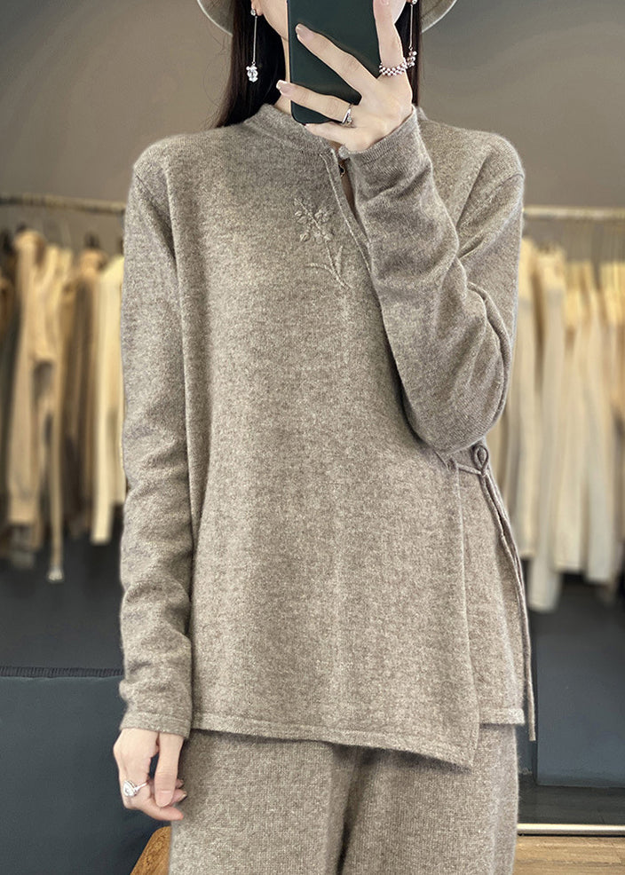 Gracefully Styled Top for Any Occasion