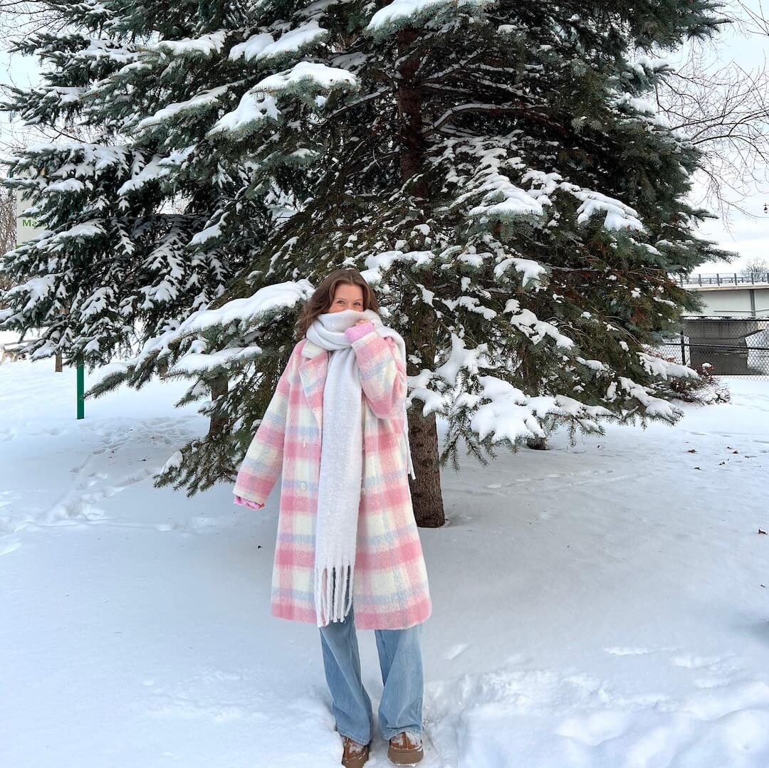 Beautifully Finished Coat in a Timeless Design
