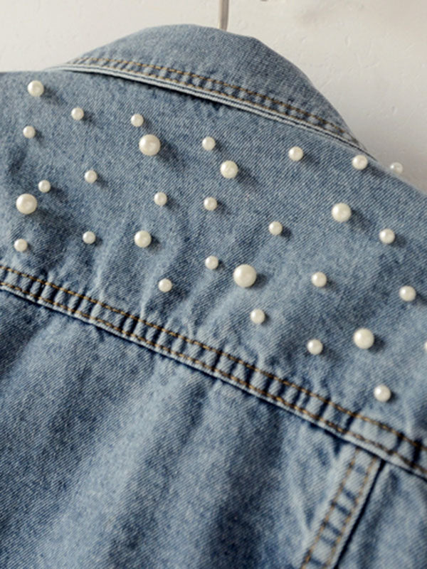 Gracefully Styled Jacket for Any Occasion