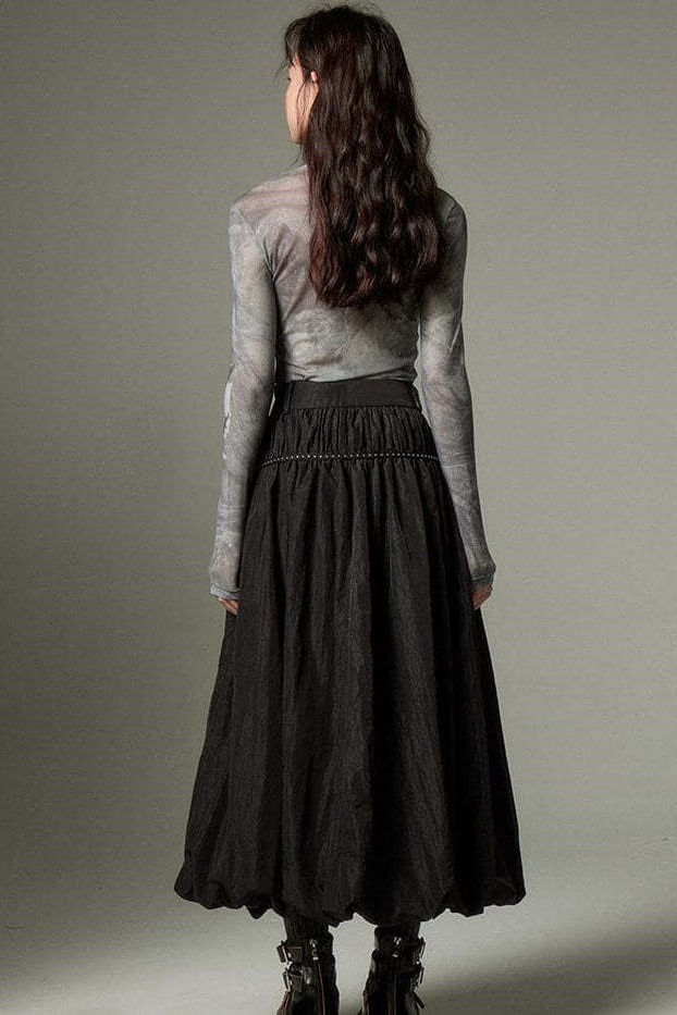 Effortlessly Elegant Garment with a Timeless Design