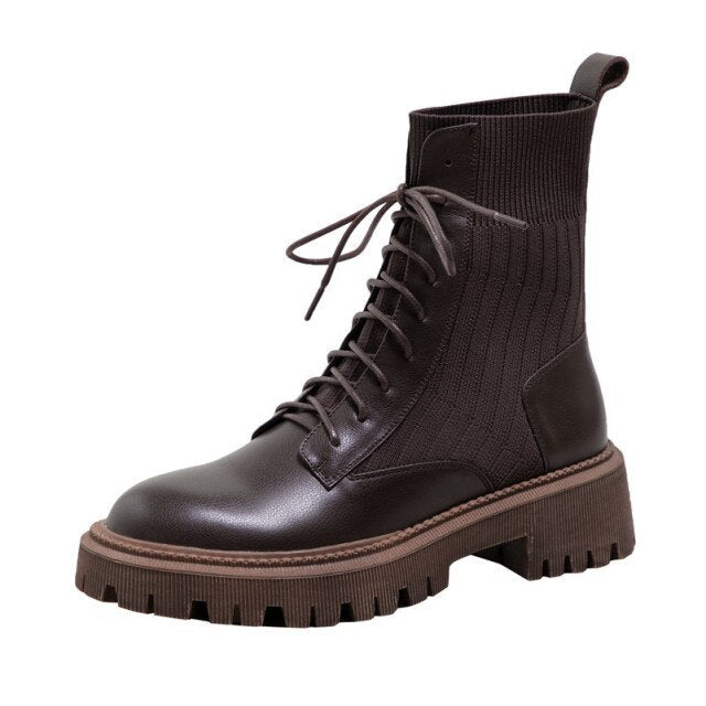 Elegantly Styled Boots for Everyday Wear