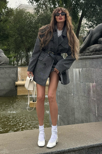 Gracefully Styled Coat for Any Occasion
