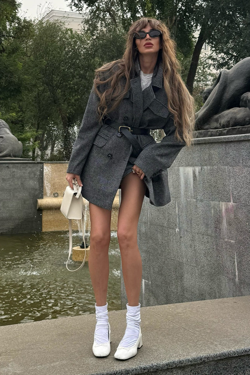 Gracefully Styled Coat for Any Occasion