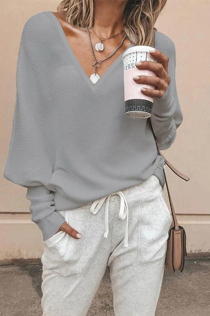 Sophisticated Blouse with a Clean Classic Look