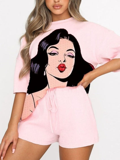 Beautifully Crafted T-Shirt in a Classic Style