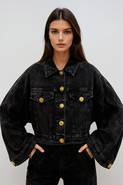 Gracefully Styled Jacket for Any Occasion