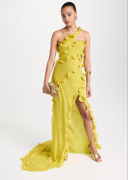 Beautifully Finished Garment in a Timeless Design