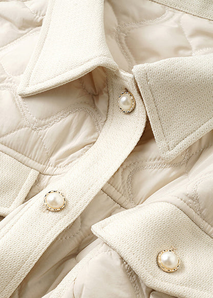 Gracefully Styled Coat for Any Occasion