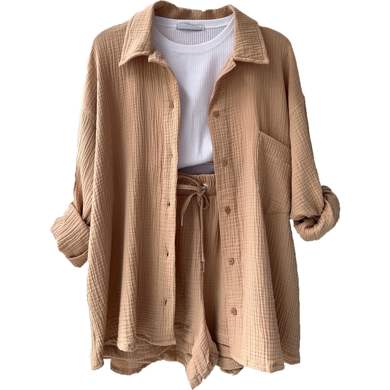 Effortlessly Elegant Garment with a Timeless Design