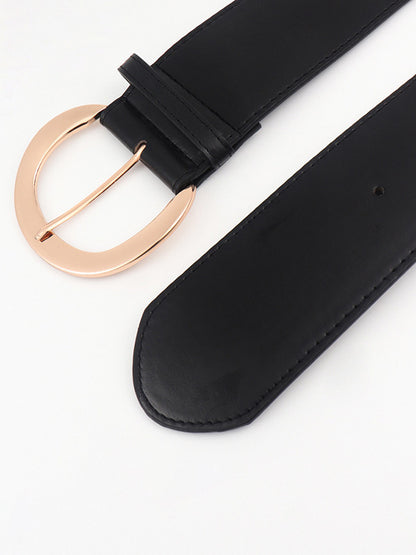 Beautifully Finished Garment in a Timeless Design