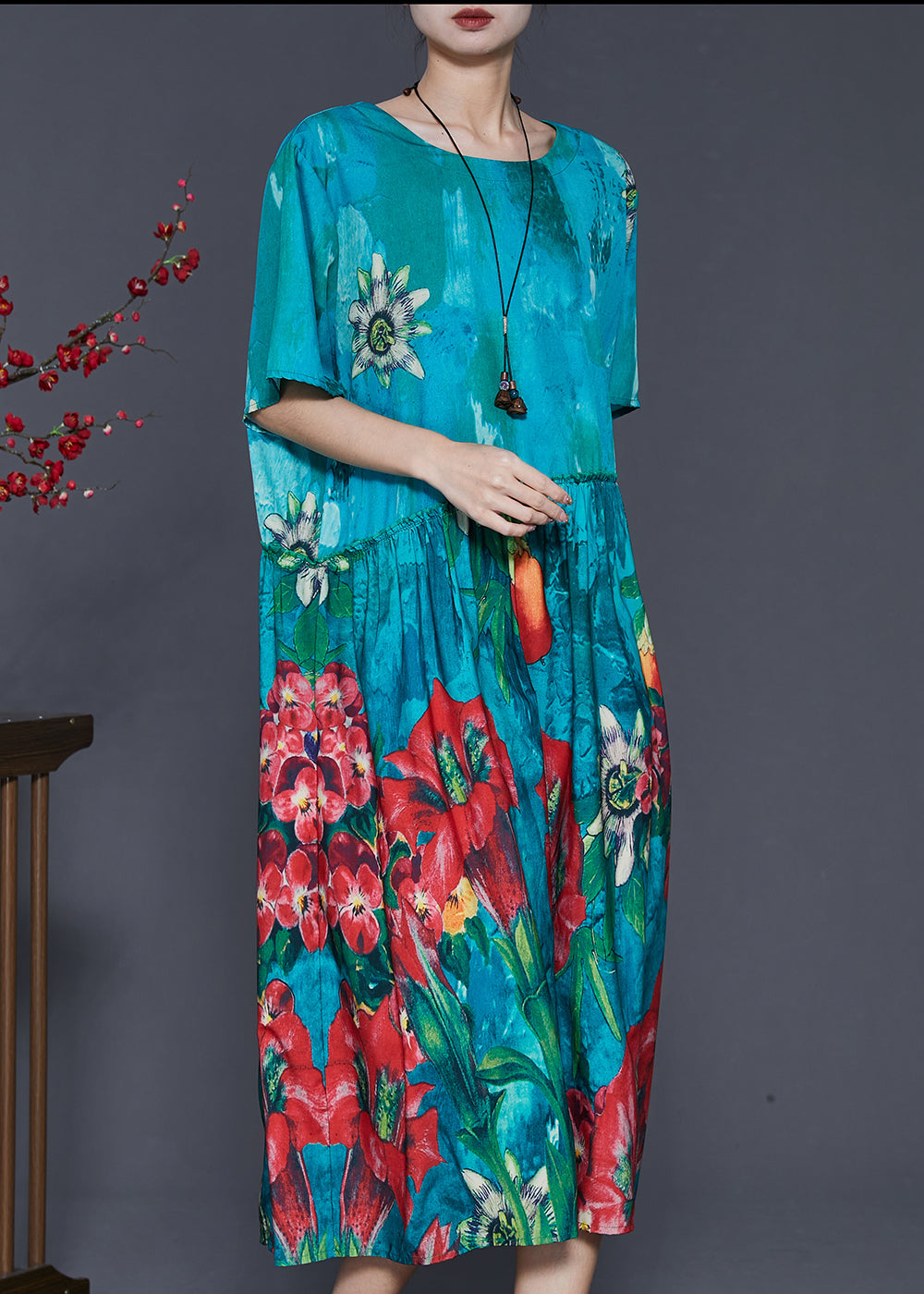 Beautifully Crafted Dress in a Classic Style