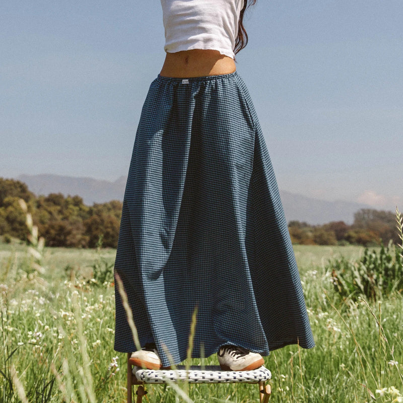 Well Tailored Garment with a Graceful Silhouette