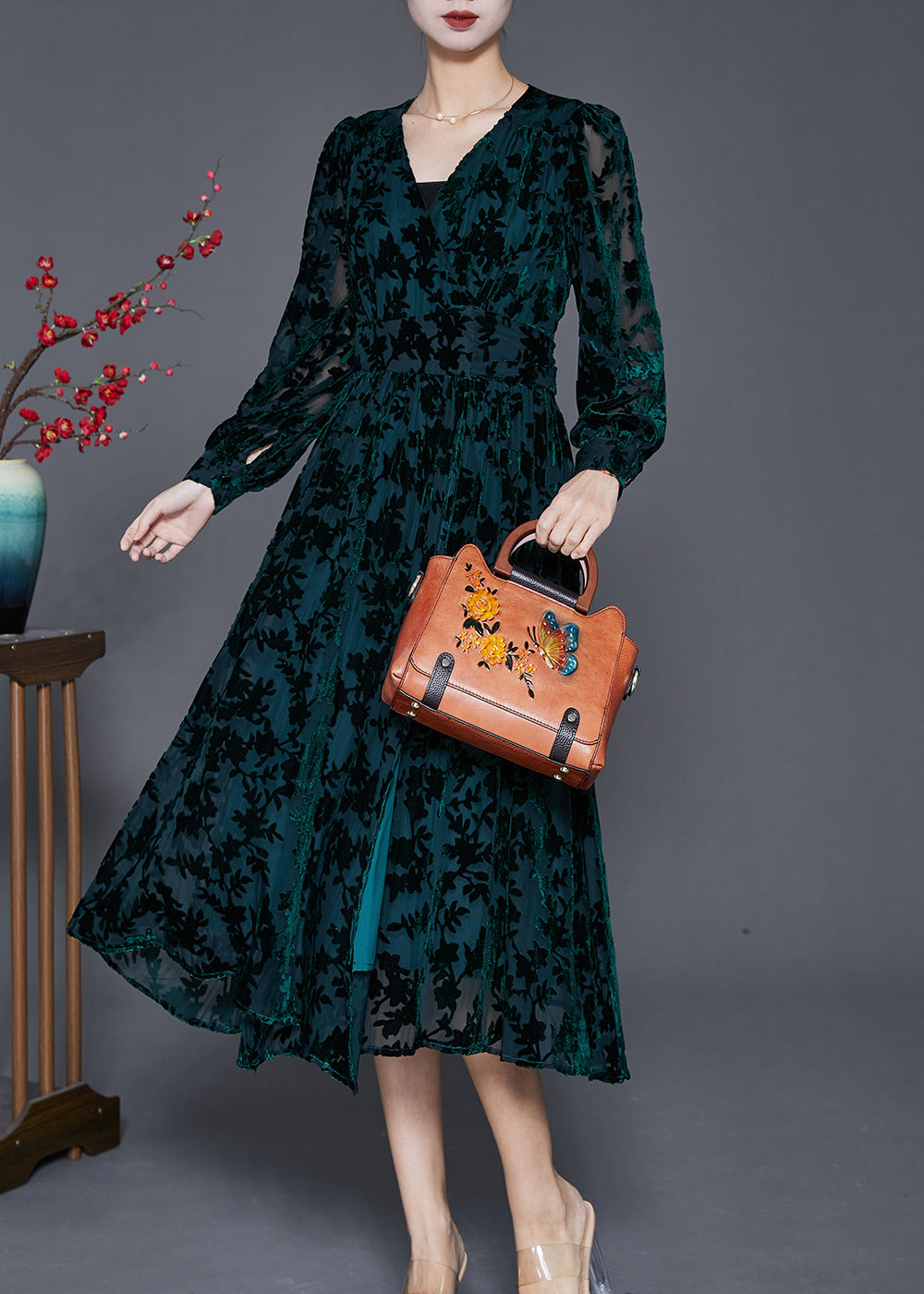 Classic Vintage Dress with a Flattering Fit