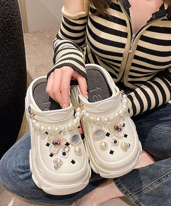 Beautifully Finished Sandals in a Timeless Design