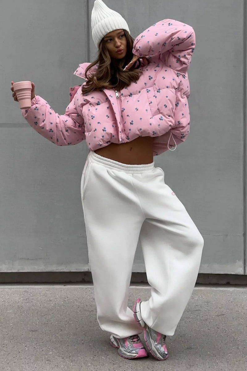 Effortlessly Elegant Jacket with a Timeless Design