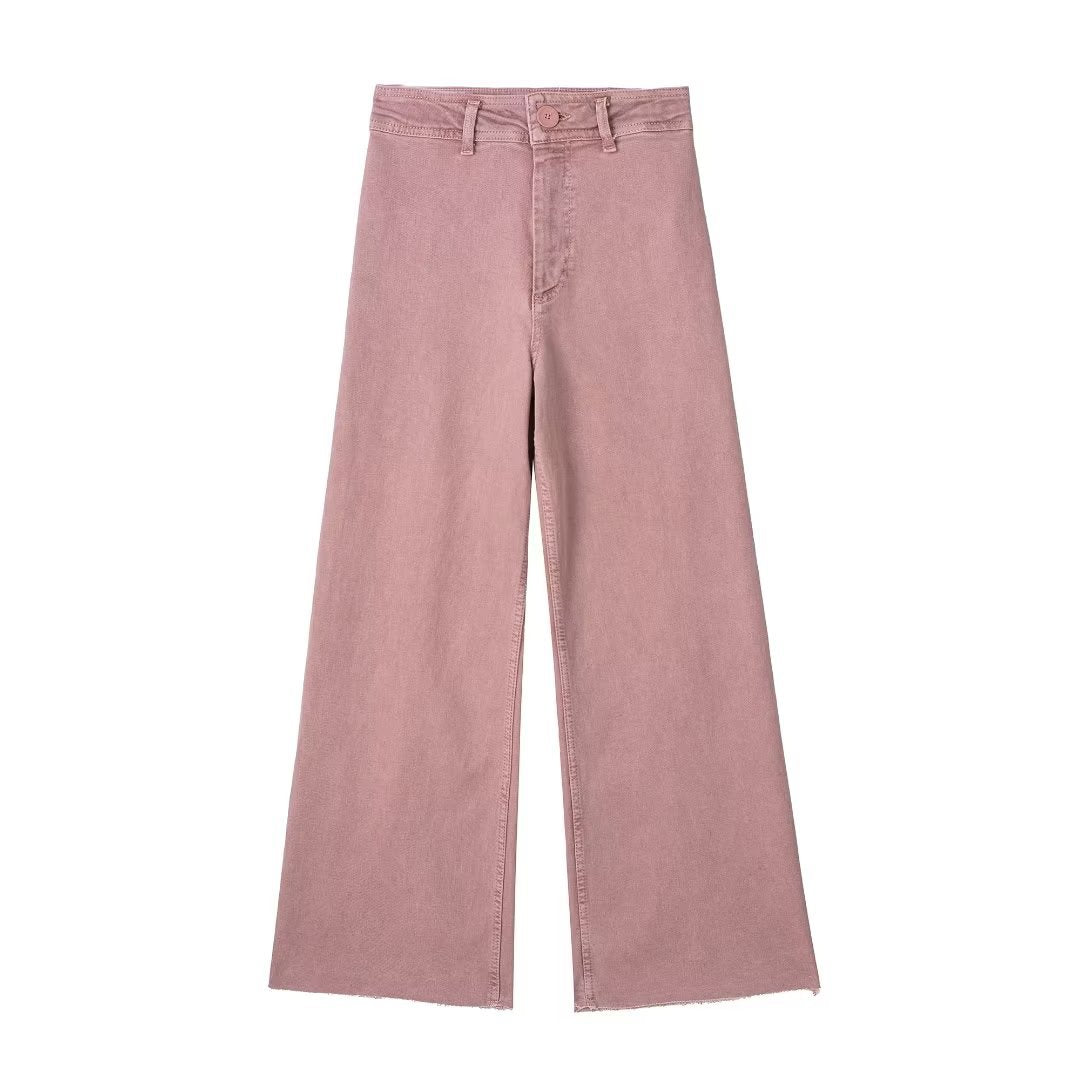 Beautifully Finished Trousers in a Timeless Design