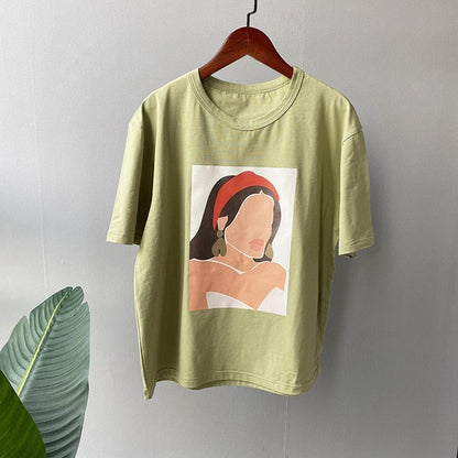 Classic Vintage T-Shirt with a Flattering Fit