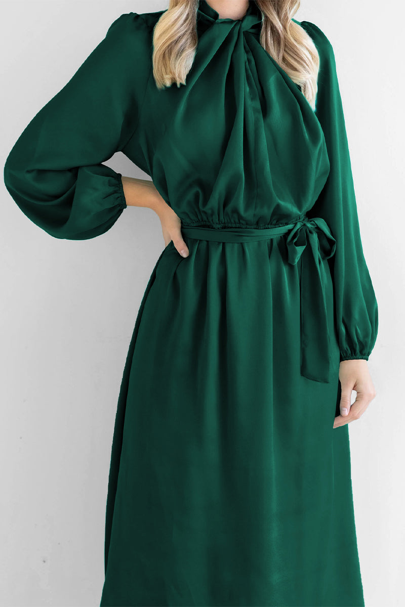 Beautifully Crafted Dress in a Classic Style