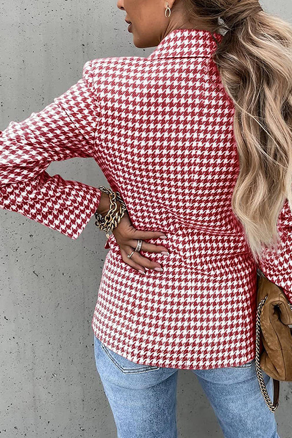 Gracefully Styled Jacket for Any Occasion