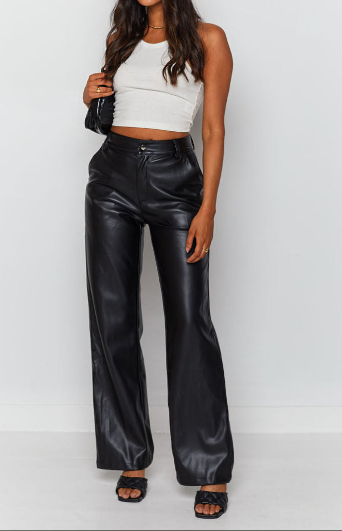 Beautifully Finished Pants in a Timeless Design