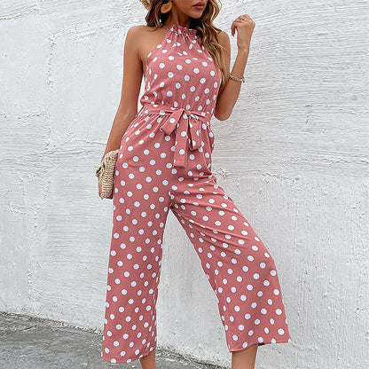 Effortlessly Elegant Pants with a Timeless Design