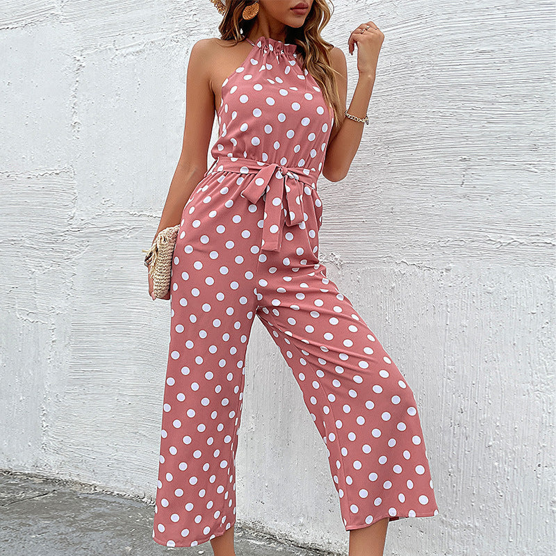 Effortlessly Elegant Pants with a Timeless Design