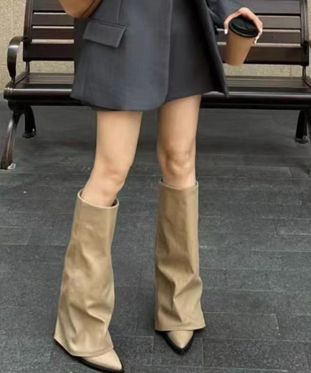 Beautifully Finished Boots in a Timeless Design