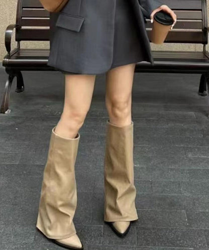 Beautifully Finished Boots in a Timeless Design