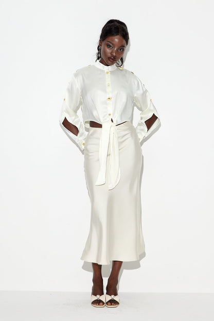 Gracefully Styled Shirt for Any Occasion