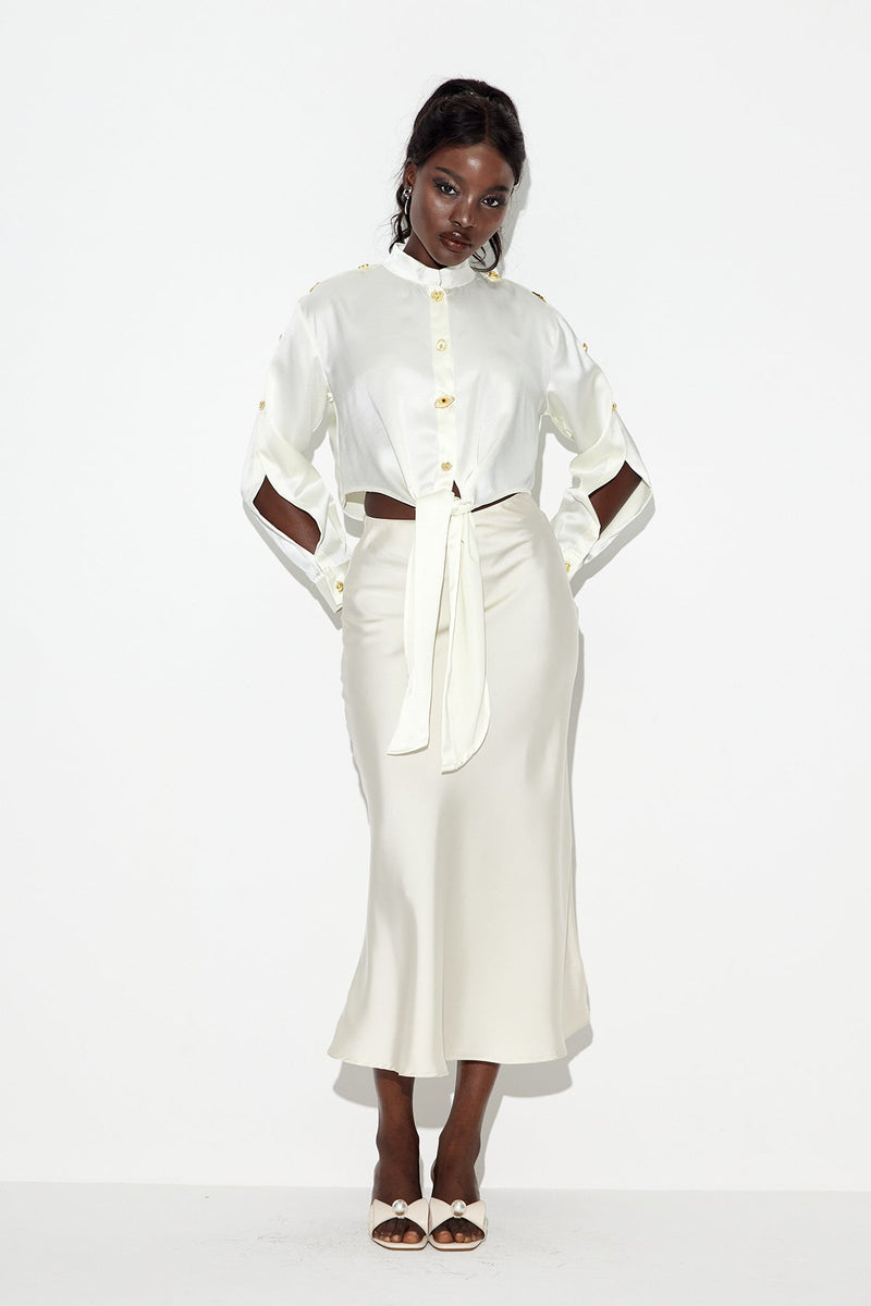Gracefully Styled Shirt for Any Occasion