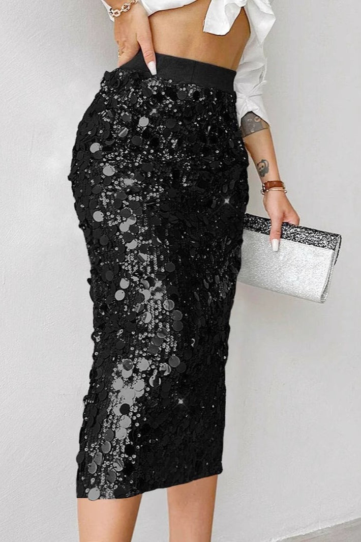 Sophisticated Garment with a Clean Classic Look