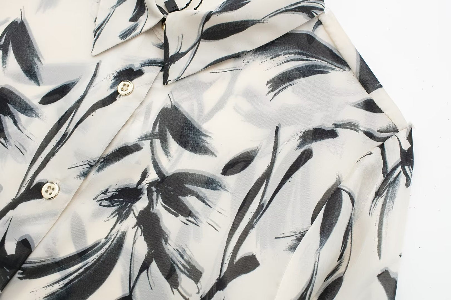 Classic Vintage & Enduringly Stylish Shirt