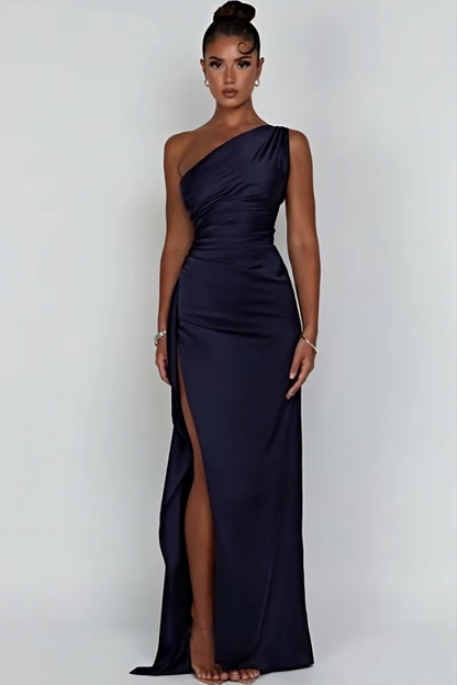 Polished Garment with an Effortless Classic Look