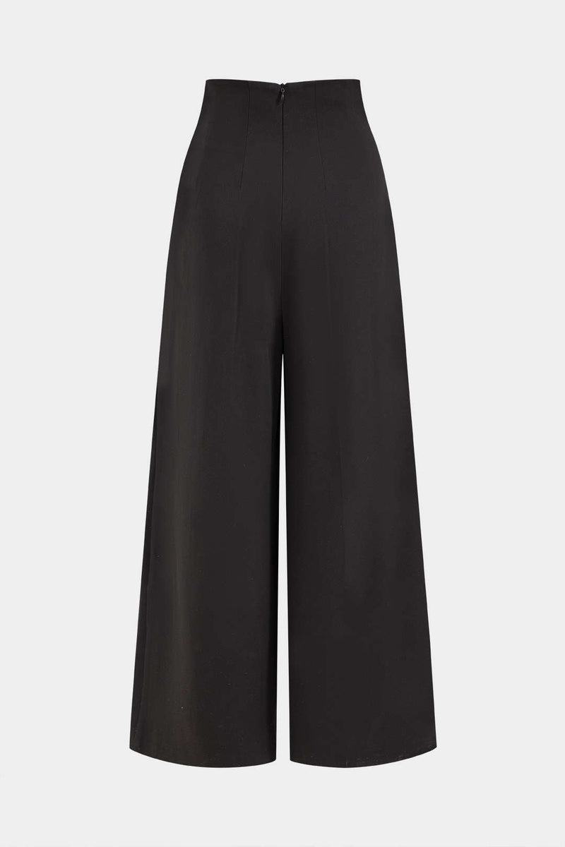 A Vintage Style Trousers with Delicate Timeless Details