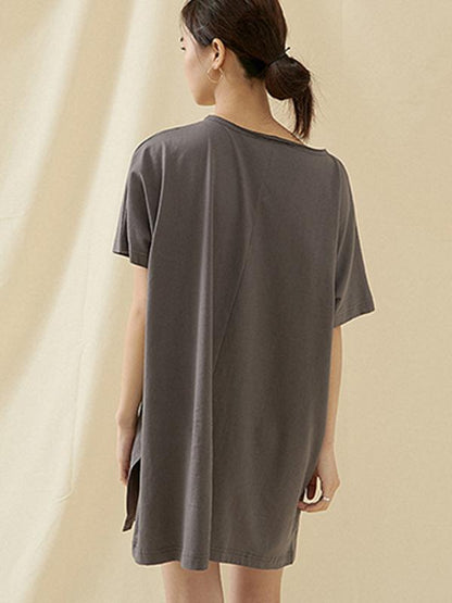Sophisticated T-Shirt with a Clean Classic Look