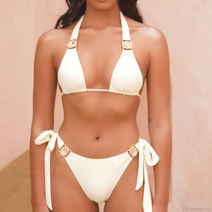Beautifully Finished Bikini in a Timeless Design
