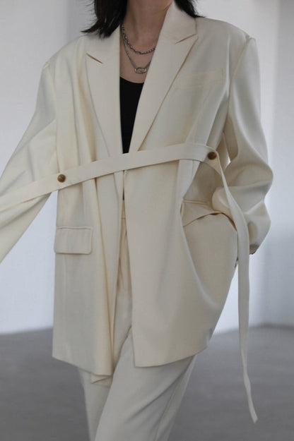 Sophisticated Garment with a Clean Classic Look