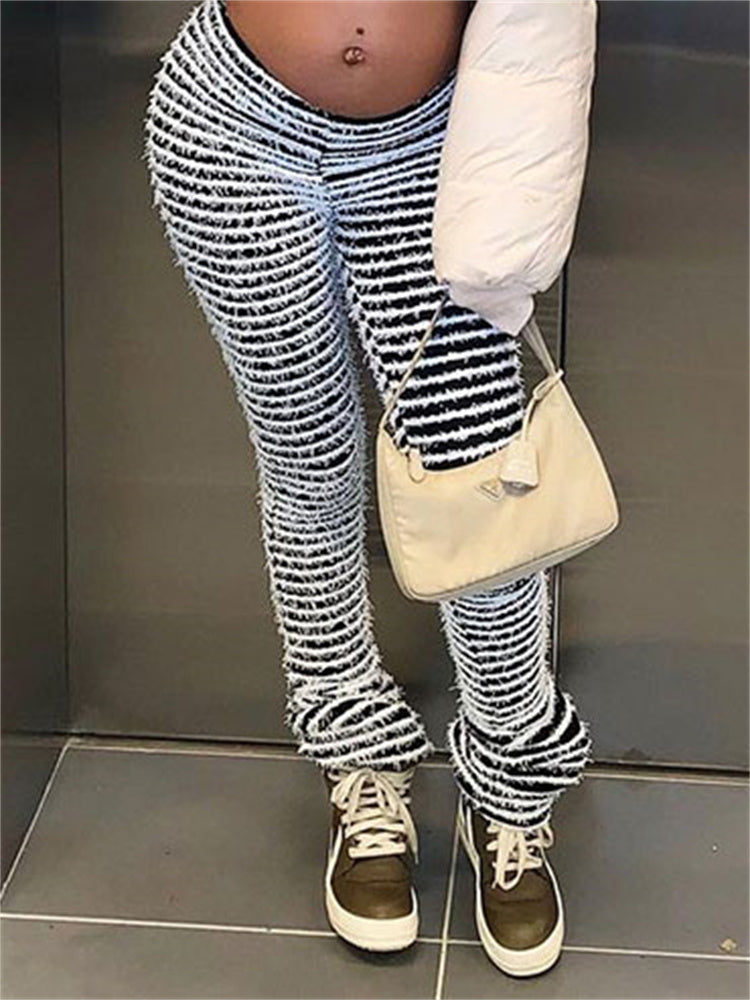 Elegantly Styled Pants for Everyday Wear