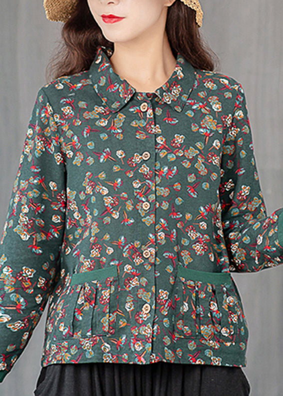 Well Tailored Top with a Graceful Silhouette