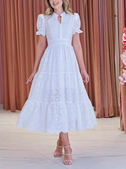 Beautifully Finished Dress in a Timeless Design