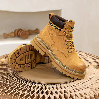 Beautifully Finished Boots in a Timeless Design